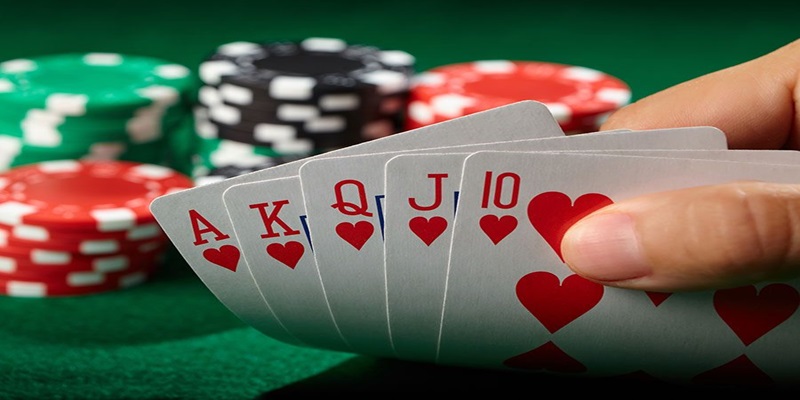 Quy tắc chơi Poker trên QQ88